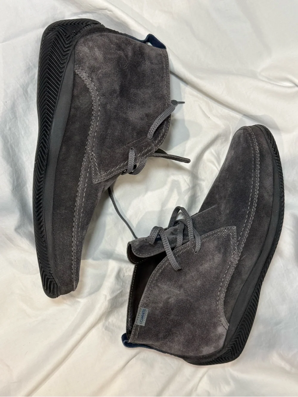 LOWHITE dark gray